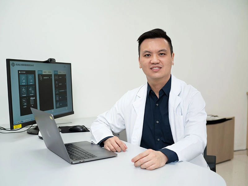 關於Dr.蔡 關於Dr.蔡